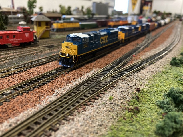 CSX on the Mainline